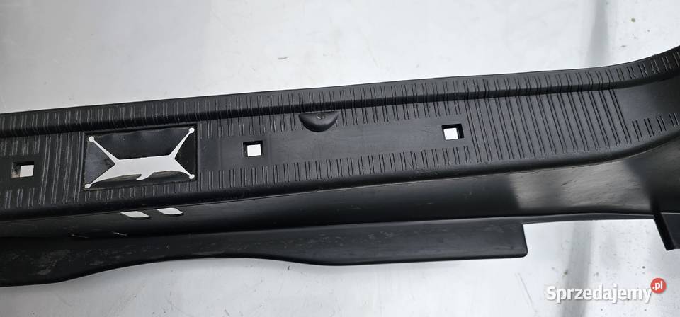 Osłona pasa tył mercedes w202 sedan 2026905825