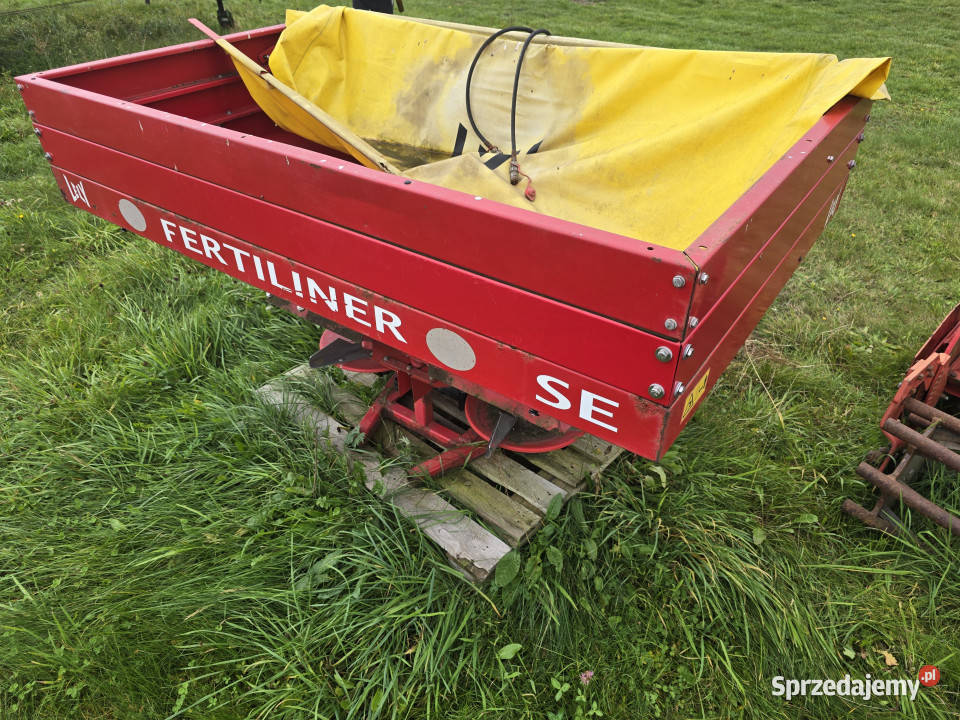 Rozsiewacz nawozów mineralnych LELY SE 1500