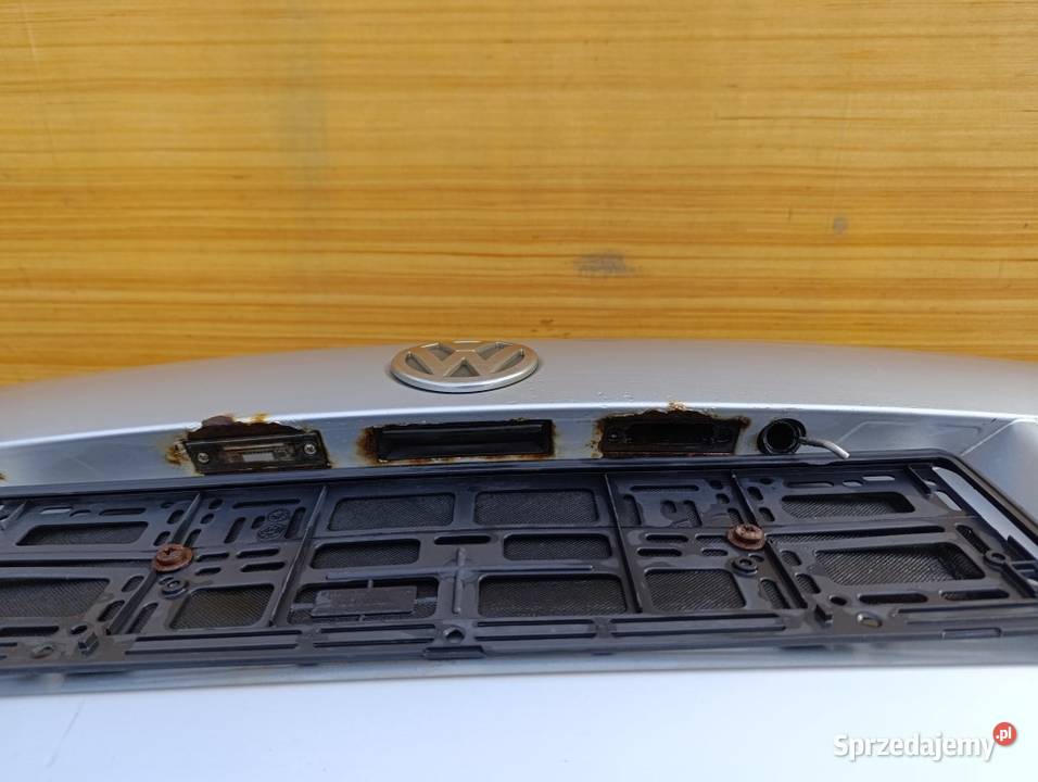 VW PASSAT B5 LIFT SEDAN KLAPA TYŁ LA7W Zbierkowo