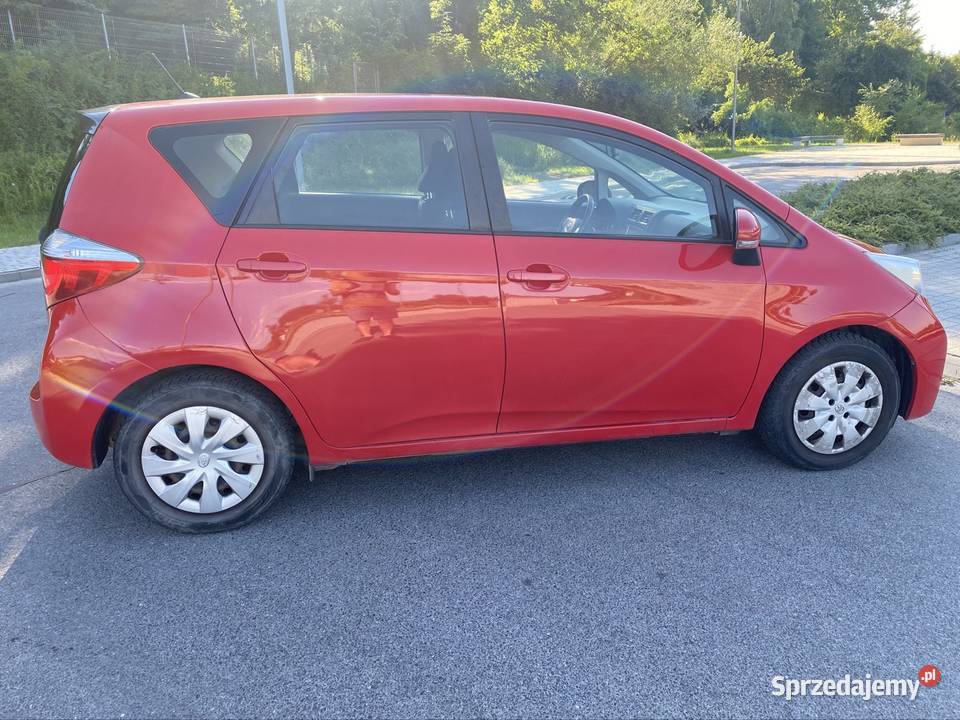 Toyota VersoS 14 D4D 201112r małopolskie Stary Sącz