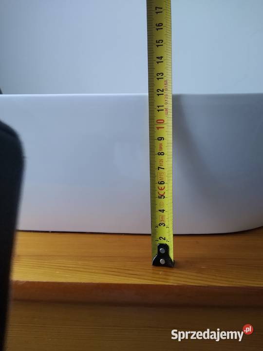 Szafka z umywalką i baterią Zamość