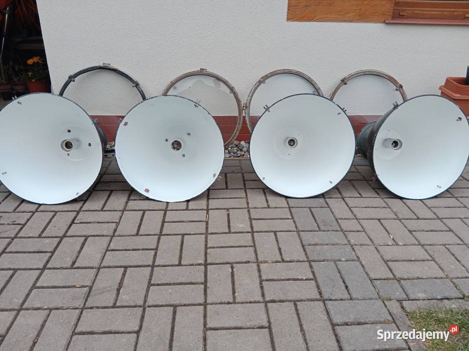 Stare wiszące lampy przemysłowe Kudowa-Zdrój