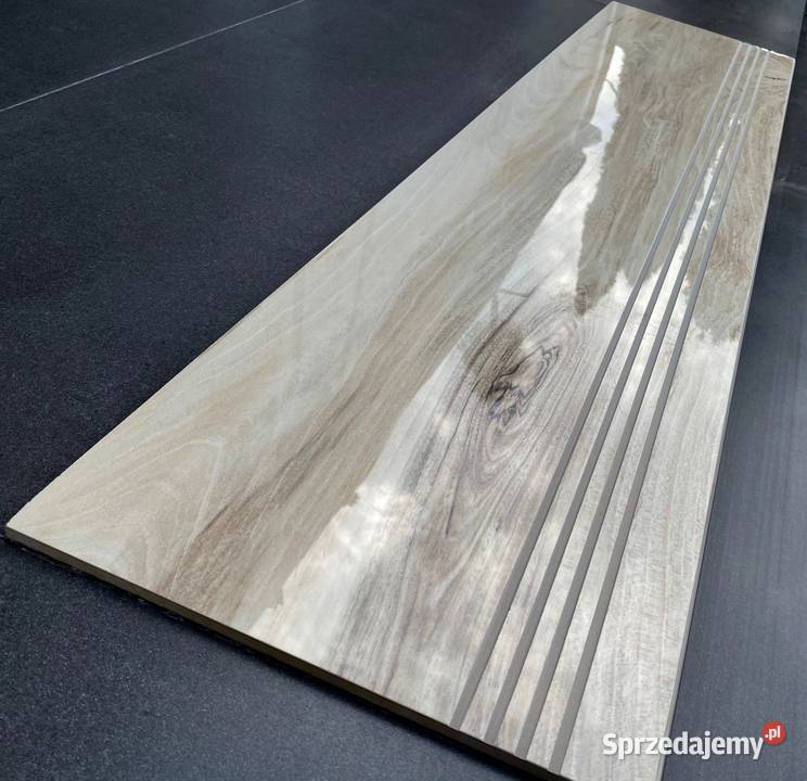 Drewnopodobne płytki na schody 120x30 WYSOKI
