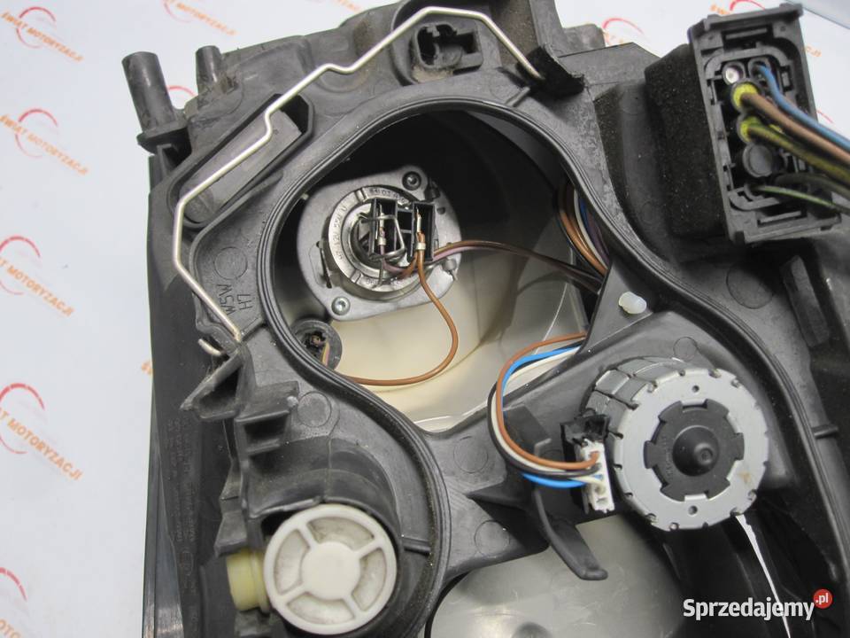 BMW E88 08r lampa lewa przód 7193389 ANGLIK Kielce