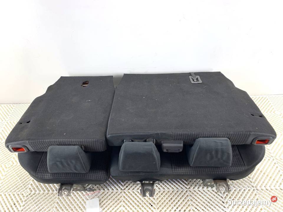 KANAPA DRUGI RZĄD SUZUKI SWIFT III Hatchback sprzedam