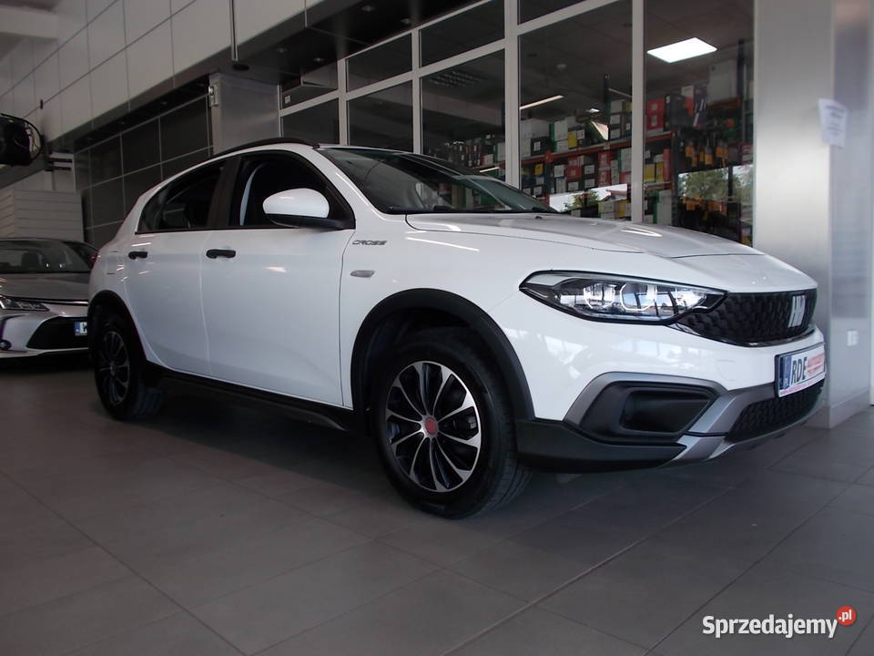 FIAT TIPO 15 benz hybryda Automat salon Polska immobilizer Dębica