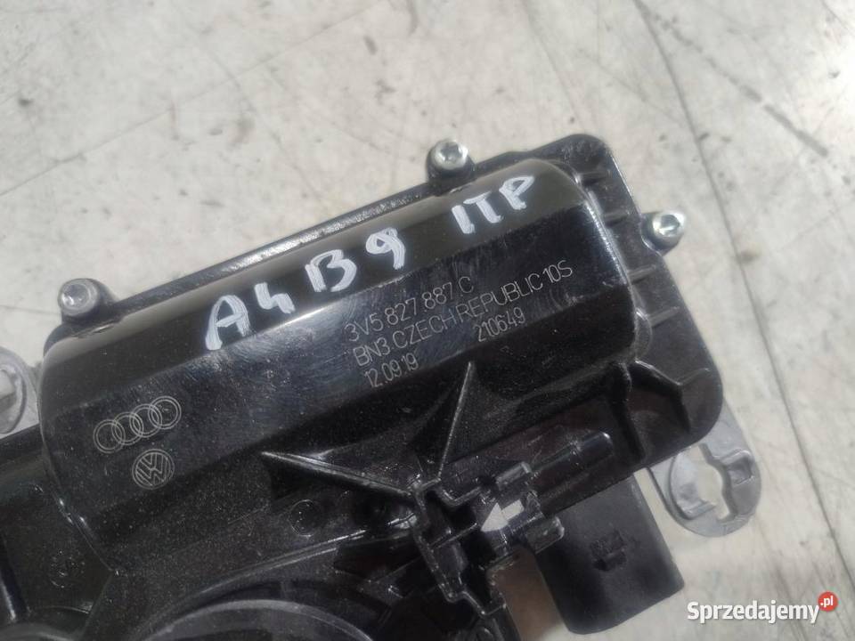 DOCIĄG KLAPY BAGAŻNIKA AUDI A4 B9 3V5827887C osobowe wielkopolskie sprzedam