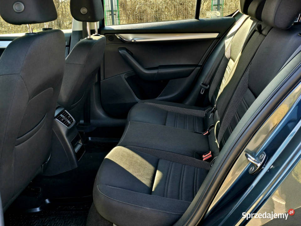 koda Octavia 14 TSi 150 Ambition Salon III 2013 Skępe