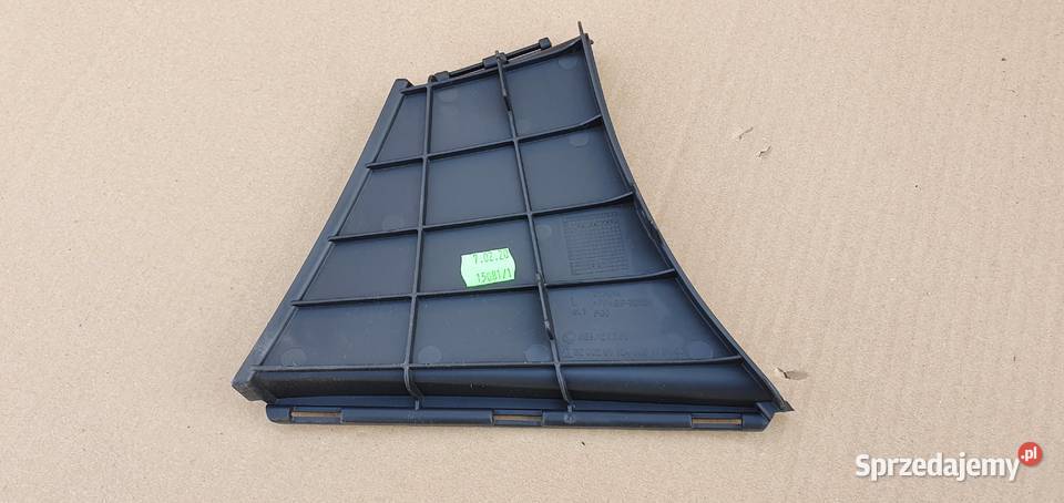 SKODA OCTAVIA IV KIEROWNICA POWIETRZA LEWA Trzciel