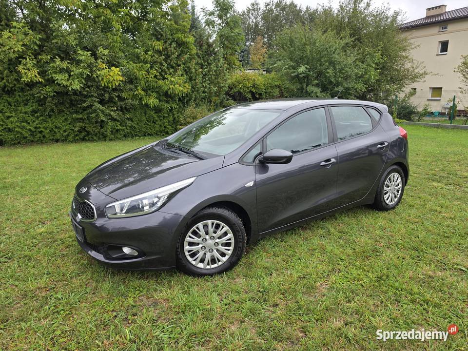 Kia CEED 14 benzyna KLIMA Ładny Rok produkcji 2012 Rzeszów