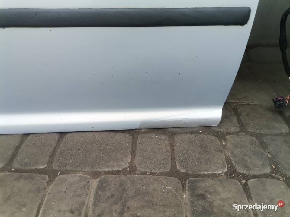 VOLKSWAGEN GOLF 4 IV 5D DRZWI PRAWY PRZÓD Nowy Sącz sprzedam