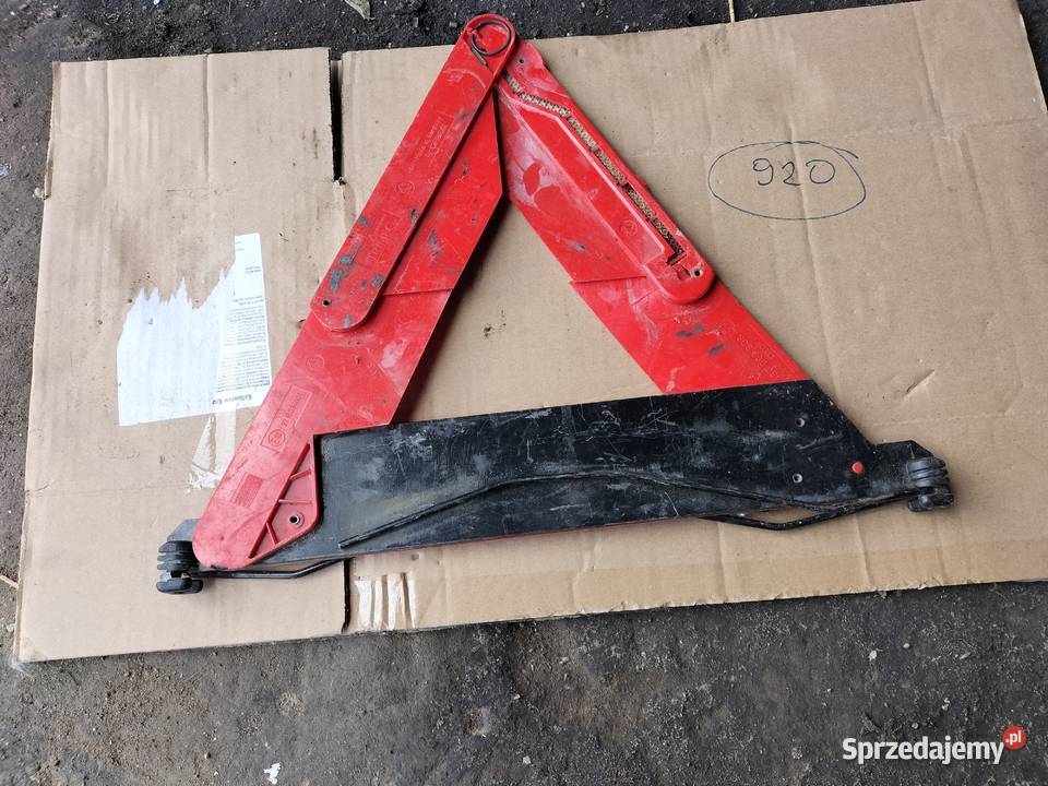 TRÓJKAT OSTRZEGAWCZY AUDI A4 B5 8D5860251 osobowe Kamień-Kolonia