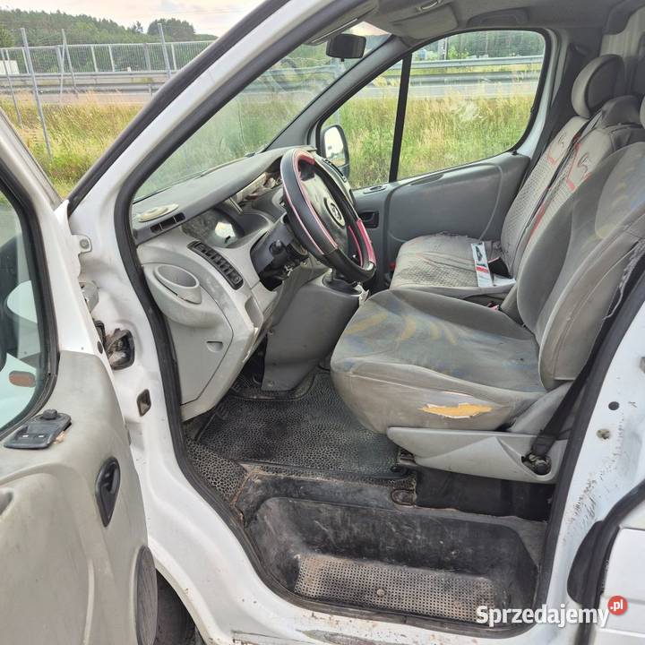 VIVARO TRAFIC 25TDI KLIMA Tomaszów Lubelski