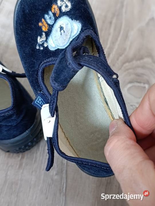 kapcie chłopięce buty rozmiar 23 długość wkładki Poznań