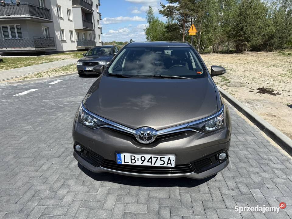 Toyota Auris 12 turbo przebieg 47 Biała Podlaska