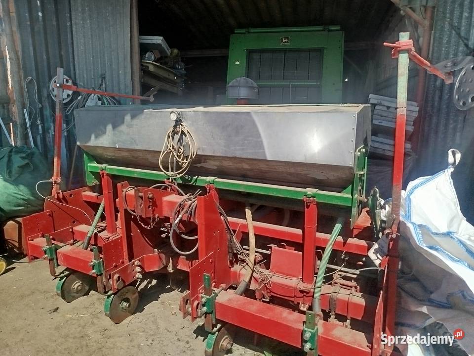 Siewnik Becker talerzowy do kukurydzy Rozpętek sprzedam