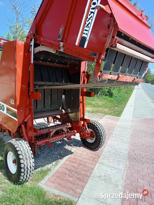 Prasa rolującą FIATAGRI Hesston 5650 Łagów