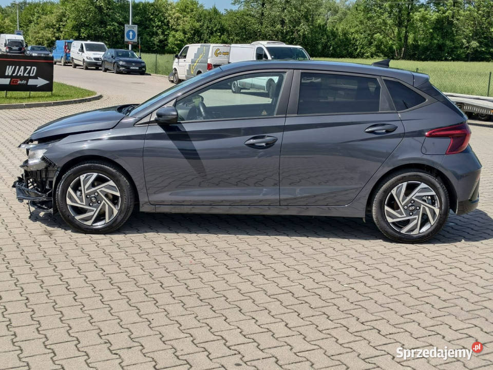 Hyundai i20 10 GDI benz 100 bez przebiegu szary Kęty