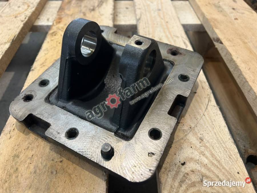 Pokrywa McCormick C50 C60 CX50