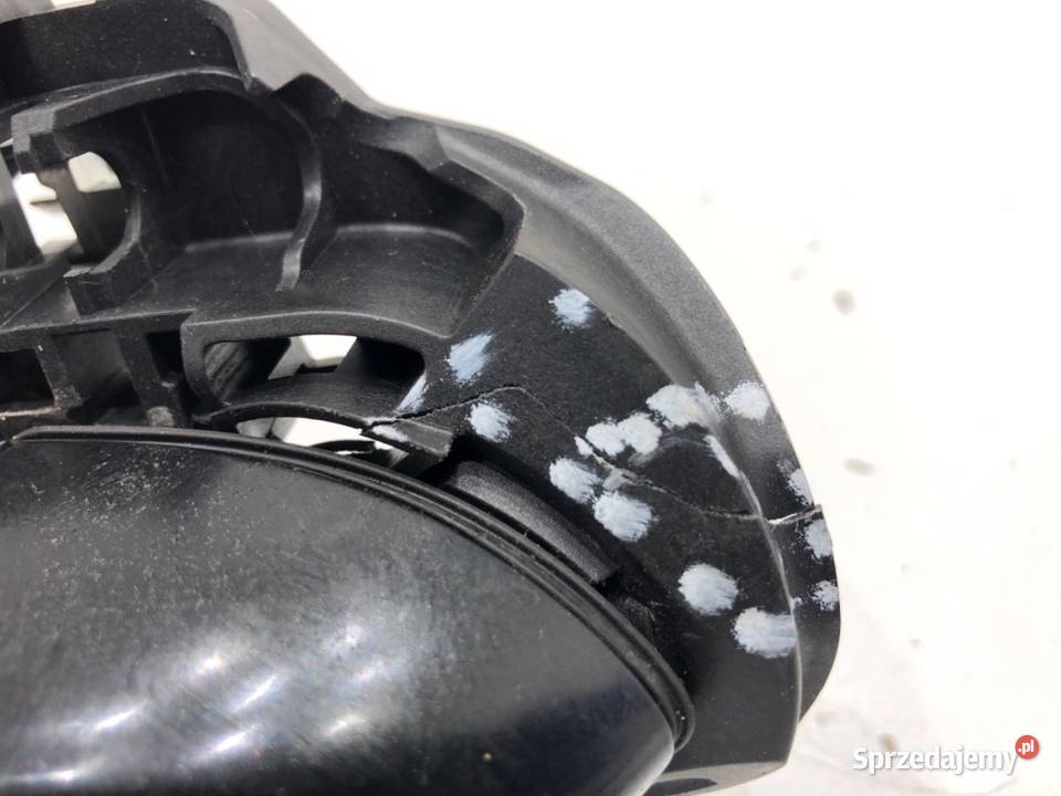 KLAMKA ZEWNĘTRZNA PRAWY TYŁ BMW G30 osobowe