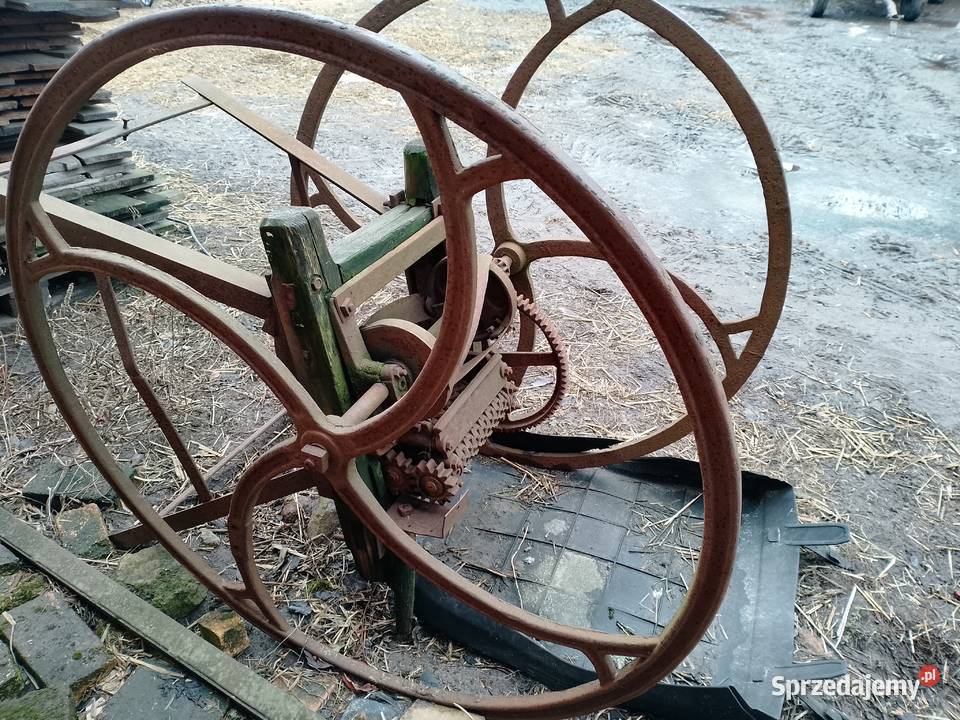 Sieczkarnia zabytkowa Lututów