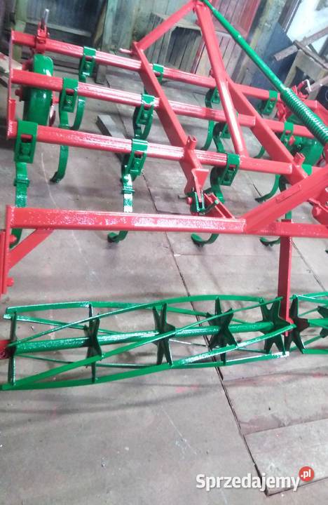 Malowanie naprawa ciągników URSUS MF i maszyn małopolskie Szczucin