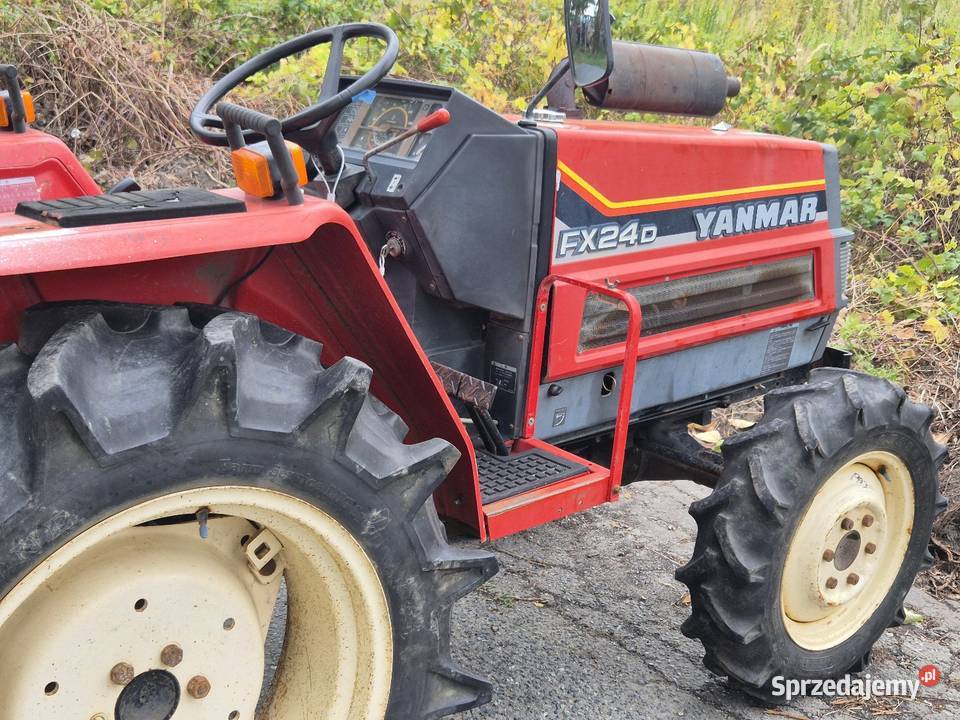 Traktorek traktor YANMAR FX24D 24 44 Wspomaganie Napęd 4x4 Małuszyn sprzedam