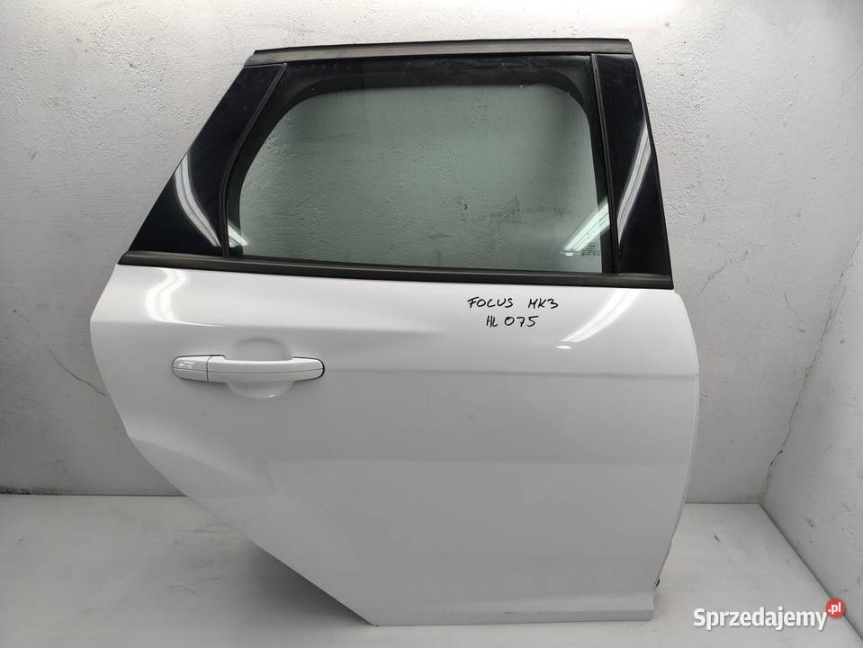 DRZWI PRAWY TYŁ KOMPLETNE FORD FOCUS MK3 LIFT osobowe wielkopolskie
