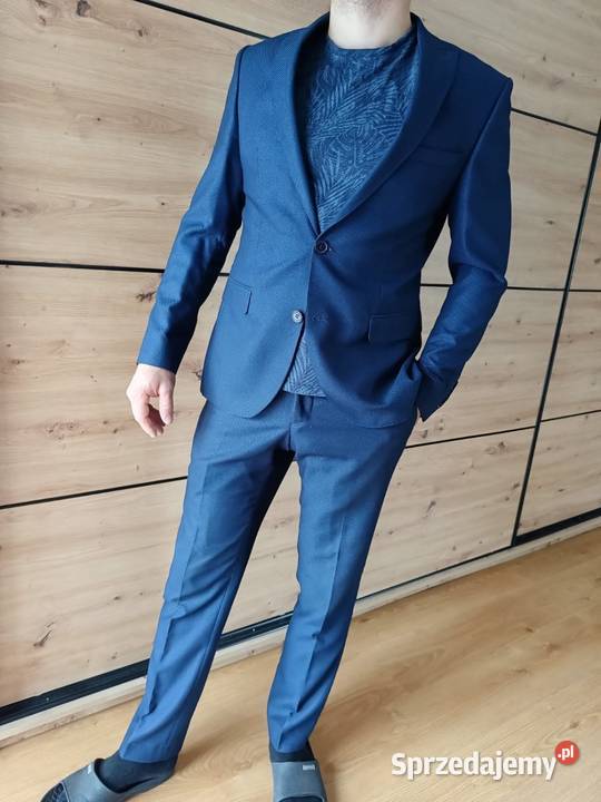 Garnitur męski Męska