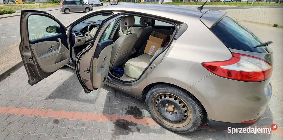 Renault megane 3 14 tce 130 privilege 4/5 mazowieckie Tarczyn