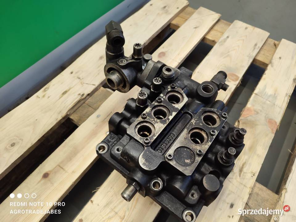 Kolektor hydrauliczny 84143470 HOLLAND T6180 Wilkowo