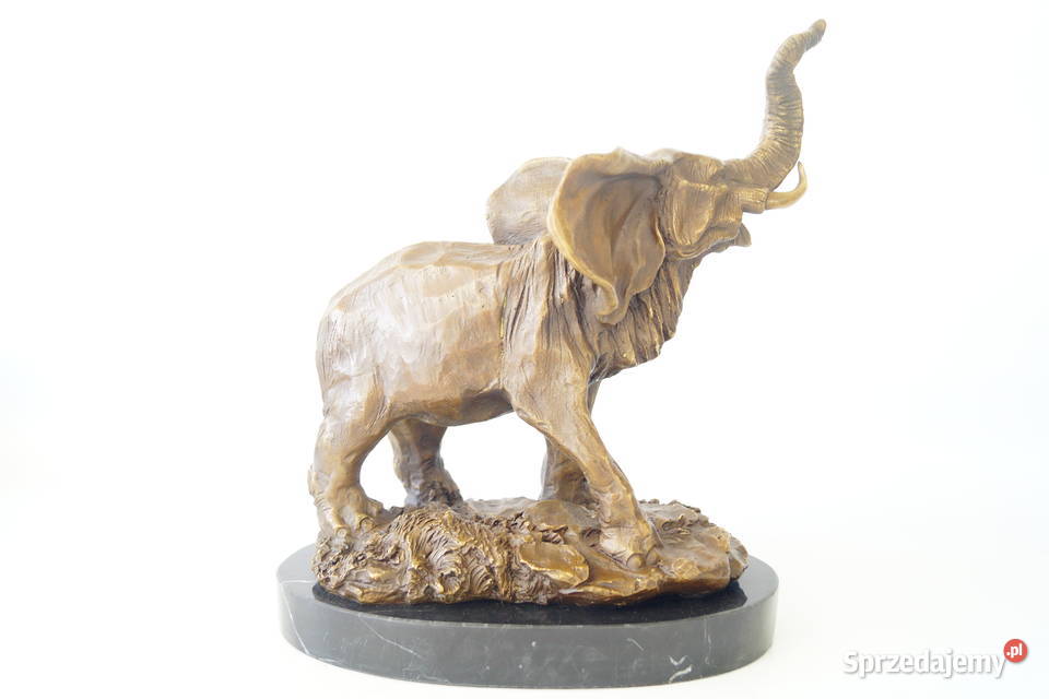 Figura z brązu SŁOŃ z trąbą do góry na szczęście wielkopolskie Gizałki