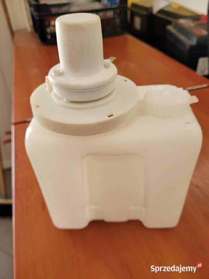 ZBIORNIK SPRYSKIWACZY MTZ ST Pozostałe Pozostałe zachodniopomorskie