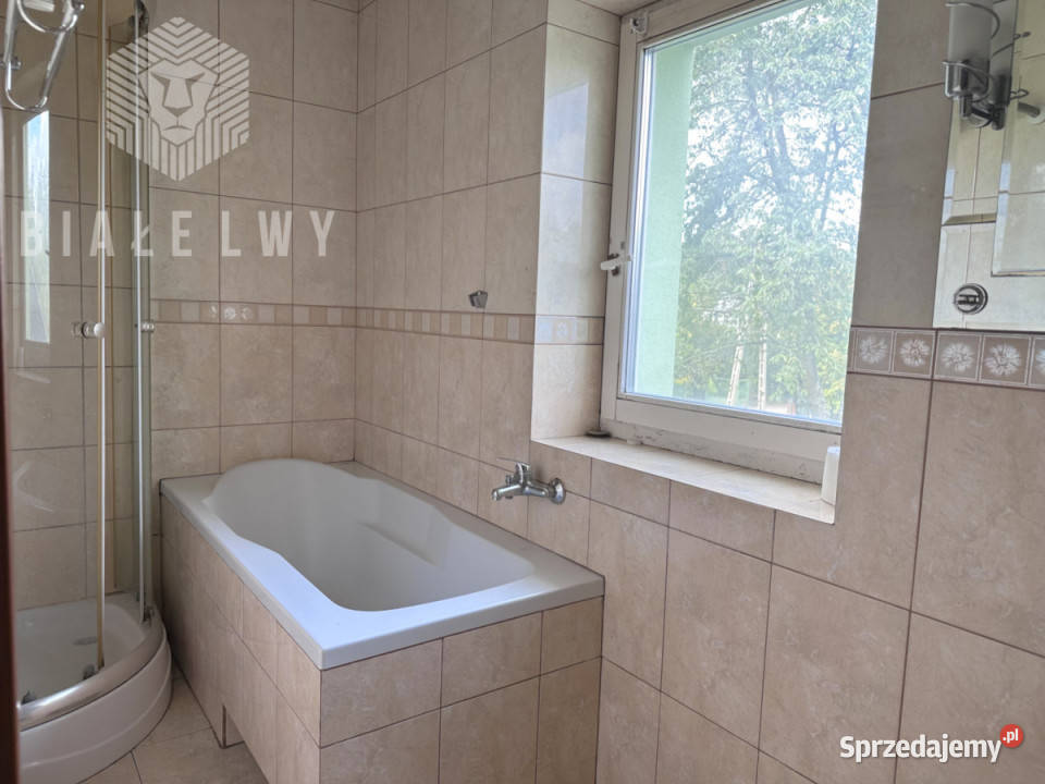 sprzedaży domu wolnostojącego Mrozy 800m2 2 piętra