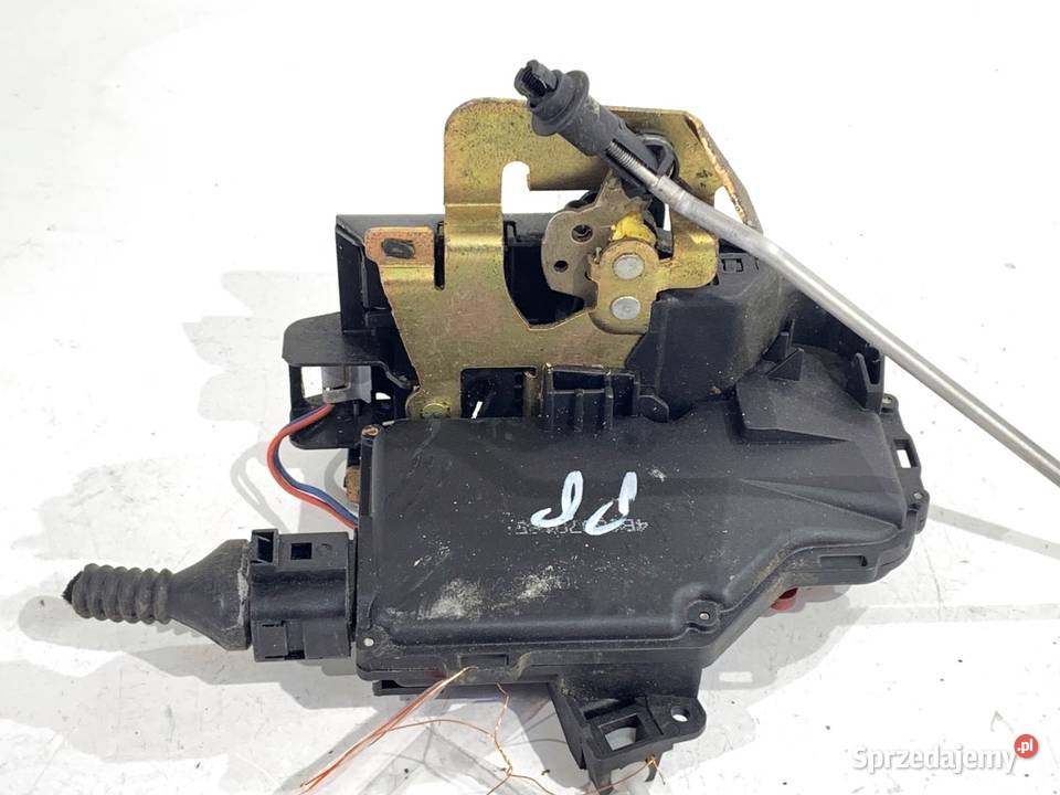 ZAMEK DRZWI PRAWY PRZÓD AUDI A4 B6 SedanLimuzyna osobowe podkarpackie