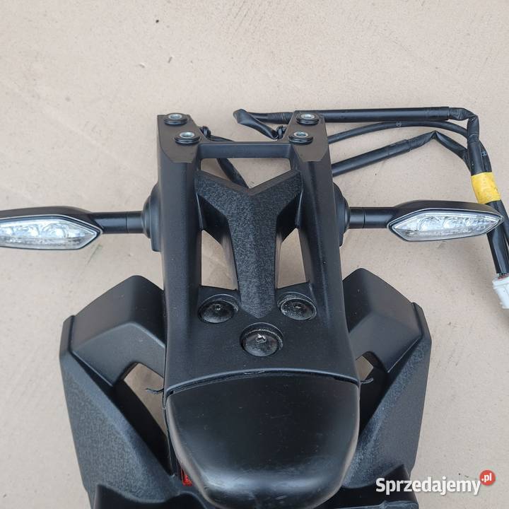 Yamaha T Tmax mocowanie tablicy kierunkowskazy Nowy Tomyśl