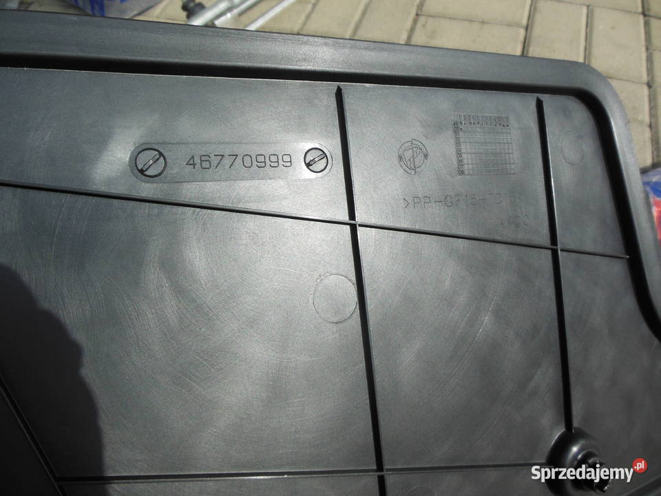 Lancia Lybra 1600 Osłona ramy komory silnika