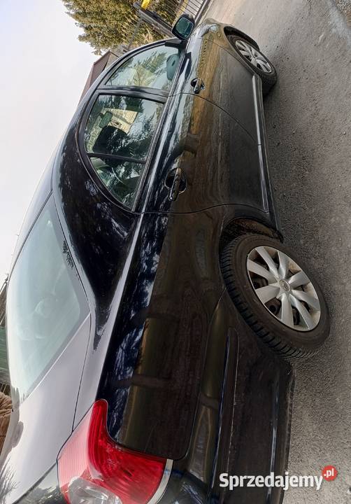 Sprzedam Toyota Avensis 16 z polskiego salonu Lublin