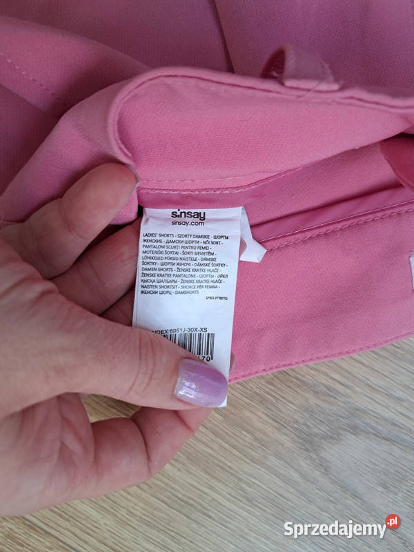 Różowe szorty damskie Sinsay XS Trąbki Wielkie
