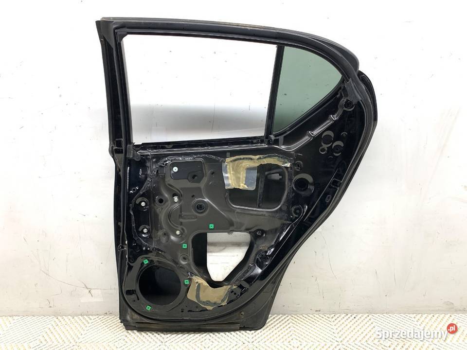 DRZWI PRAWY TYŁ LEXUS CT Hatchback Obsidian podkarpackie
