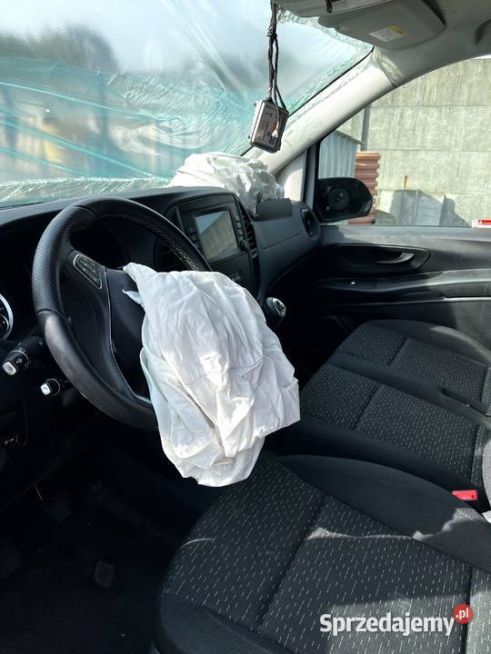 Meredes Benz Vito 2022 powypadkowy pierwszy właściciel Boruja Kościelna sprzedam