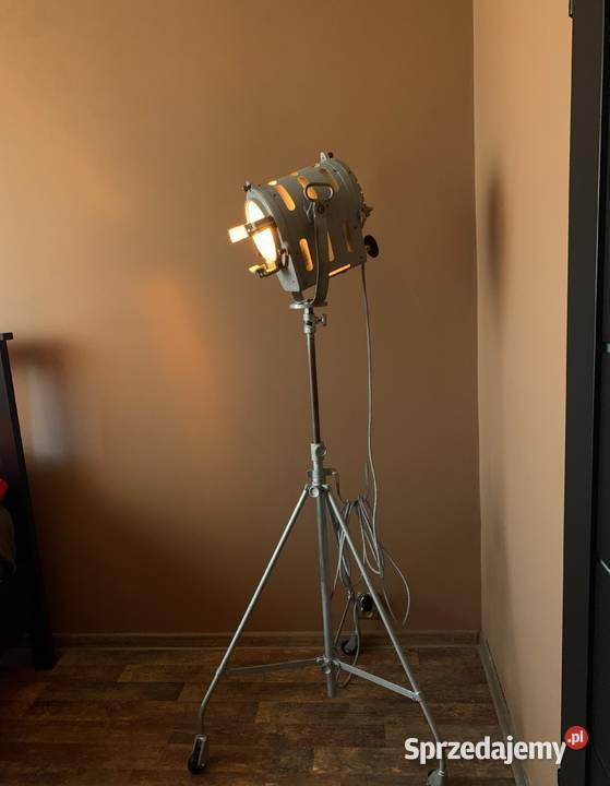 Lampa zabytek teatralno filmowy PRL Vintage loft Poznań
