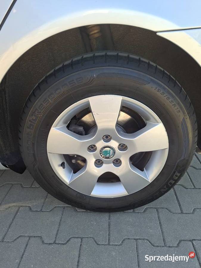 Skoda Octavia 20 TDI Model 2012 srebrny Sosnowiec