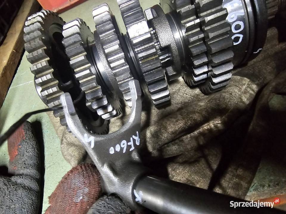 Suzuki RF 600 skrzynia biegów tryb tryby wałek Jelenia Góra