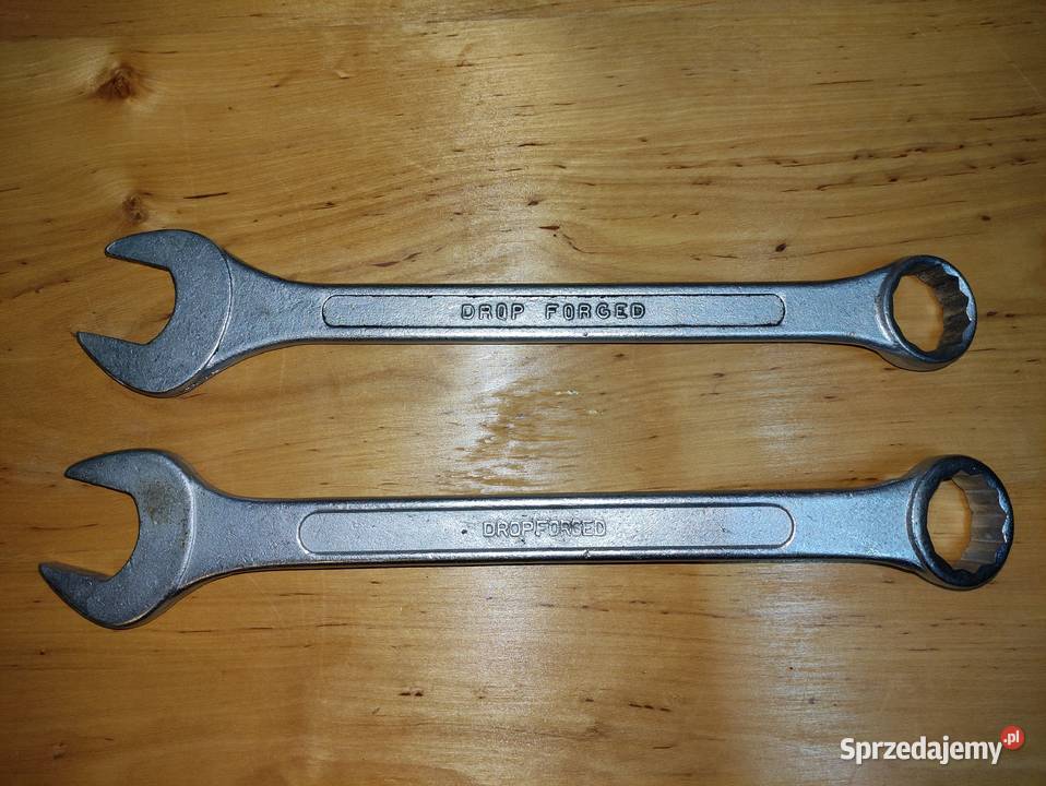 Klucze płasko oczkowe 3030 i 3232 Przeworno