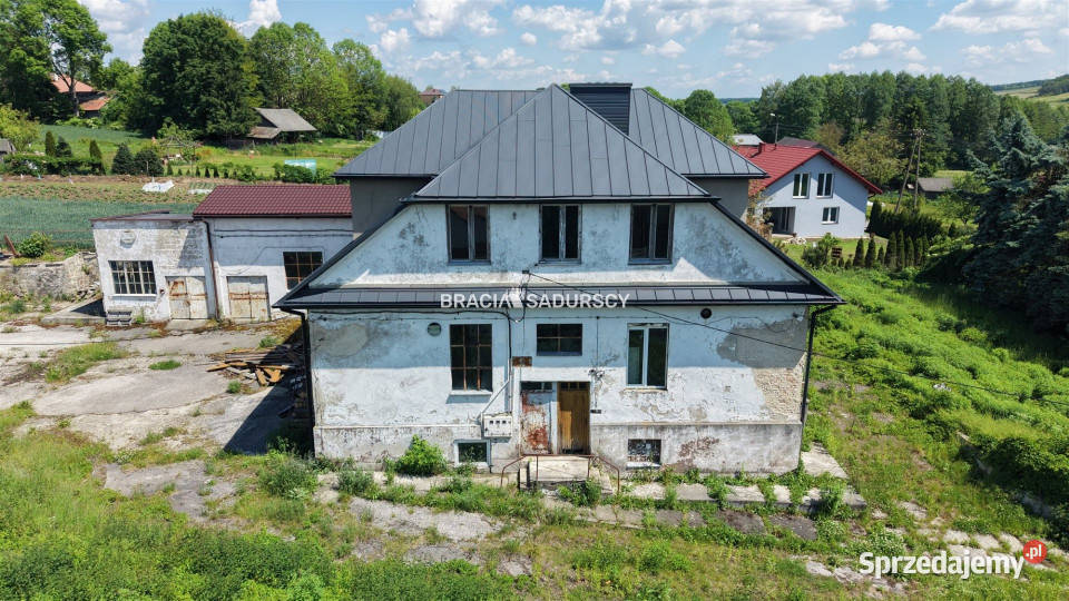 Dom wolnostojący 750m2 Sławice Szlacheckie