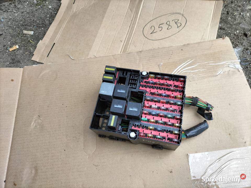 Fiesta MK5 MK6 Fusion SKRZYNKA BEZPIECZNIKÓW Skrzynki bezpieczników Kamień-Kolonia