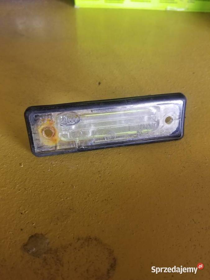 Lampa podświetlenia tablicy rejestracyjnej bmw