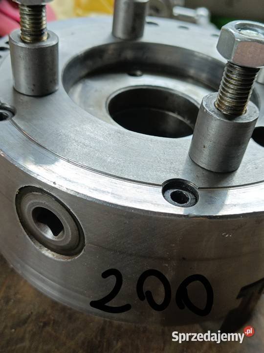 Uchwyt tokarski 200 Pozostałe Trzebunia sprzedam