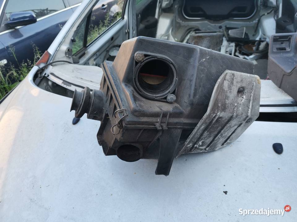 Obudowa filtra powietrza Audi 80 B4 19Tdi sprzedam